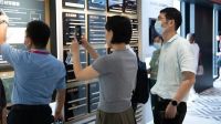 第四届顶墙文化节大咖莅临奥华参观，开展品鉴之旅！
