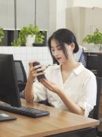 不止看见，更能收件！朴墅V10可视门铃，没人在家，收件同样方便