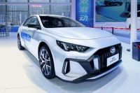 “混”字当头，广汽传祺8月销量同比劲增66.1%