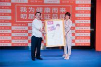 《隐入尘烟》逆袭出圈，诗尼曼代言人海清“毁容式”演技再封神