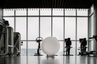 家电快讯 | 更强、更美、更安静！IQAir Atem X 新品空气净化器进博会首发