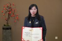 2022城外诚金牌店长亚美特家具吕娜 | 服务是一种态度，也是一种责任