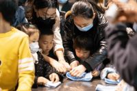 留存道《当整理师来敲门:亲子整理40例》广州签售会现场回顾