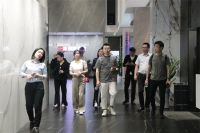 淄博万泰装饰·观唐高端设计部莅临顺辉瓷砖·岩板参观指导