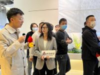 潮这儿看｜百得胜在水漆团标的滋养下，像苔一样生长