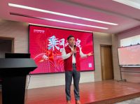 睡眠问题刻不容缓，爱漫时睡眠窗帘真是一场及时雨