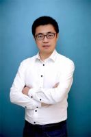 米兰之窗董事长马俊清受邀出席“筑梦新时代”中国家居门窗行业研讨会暨重点项目签约活动并致辞