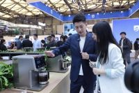 AWE2023主编探展莱克电气 — 云端探秘新净界，直播开启健康新生活！