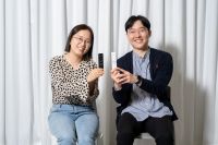 三星电视更小巧、更轻便的太阳能遥控器助推可持续生活新方式