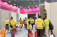 新浪家居验房团参观2023中部整装家居及门窗博览会