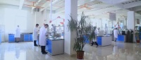 创新研发与精益生产，蓝固硅酮胶打造行业耐久新标杆！