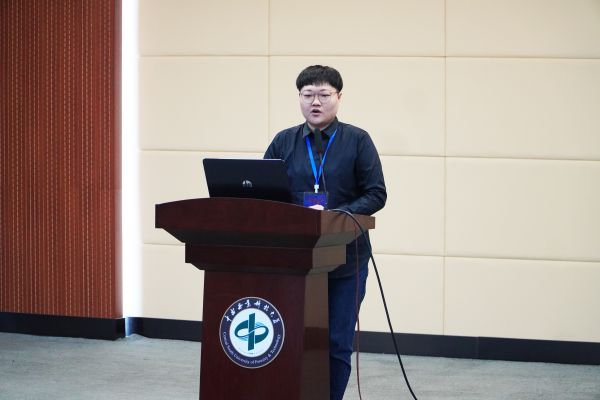 张晓彤   同济大学博士、设计创意实验教学中心造物实验室研究员