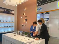 华艺照明亮相2023香港国际灯饰展，与全球优质客户双向奔赴