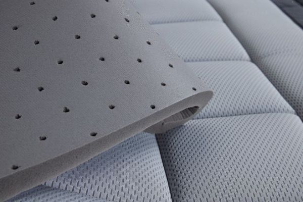 用“芯”升级，健康享睡