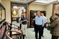 故宫博物院周京南研究员一行莅临鸿庭轩，拾艺大师匠心