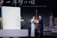 链接时光丨Simmons®全新品牌主视觉点亮全国多城地标