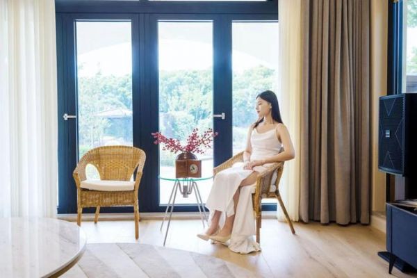 Room Tour|一线临湖庭院，高阶生活的艺术想象