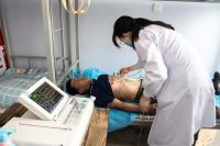关爱员工健康|严一集团为员工提供福利体检