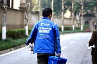 啄木鸟家庭维修：为爱搭把手，关爱老人筑起安全之桥