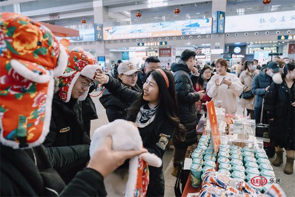 冬日雪暖阳 和平送福——沈阳设计师杨婷助力沈阳文旅行动