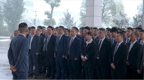 沉潜市场，乘势而上，王力高管新春深入终端一线