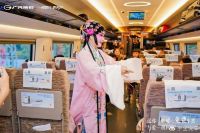 爱已团圆，数百人搭乘这趟免费高铁专列顺利返乡过年