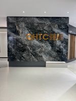 强辉东阳旗舰店，现代时尚，以素色致敬生活