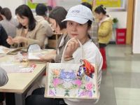 “热辣滚烫爱自己”社区送岗，温情欢庆女神节
