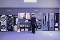 三星生活家电亮相AWE2024，以个性化设计探索未来家居艺术