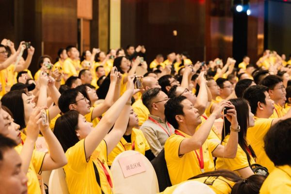 81c1b887237b3804a7e2d7381226624