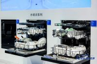 多难洗都能洗！海尔AI四驱双面洗碗机360°无死角