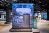 西门子AI超氧回鲜舱冰箱亮相AWE2025，10分钟回鲜解冻，智领储鲜新时代