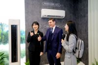 有AI科技也动情|海信AI战略+世俱杯新品高调亮相AWE