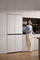 美的发布全球首款餐边柜冰箱，开启家电与家居的共生时代