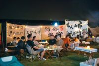 苏超带路！沉浸式打卡燕子矶的璀璨夜色