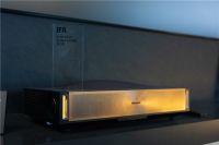 中国科技征服 IFA！海信激光电视夺首设金奖，100吋卷曲屏首秀