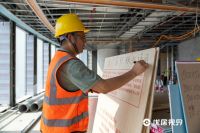 德华兔宝宝贾焕亮：兔宝宝难燃板硬核品质护航高端项目，公检行动推动行业升级