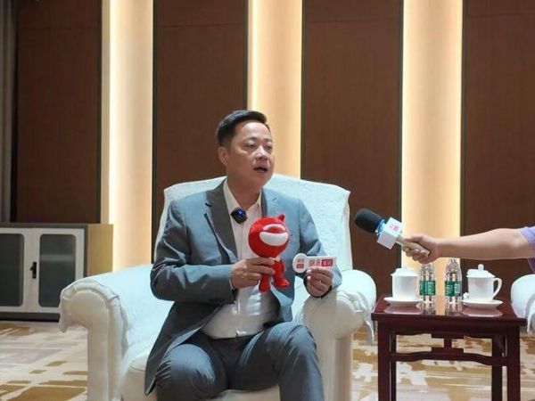 中国建材协会金属家居分会正式成立|韩格新材料董事长范俊赴会北京，共探健康人居发展与“好房子”建设