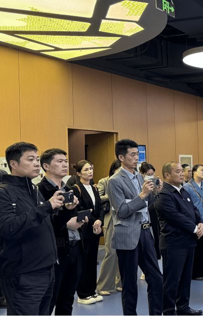 中国建材协会金属家居分会正式成立|韩格新材料董事长范俊赴会北京，共探健康人居发展与“好房子”建设