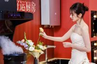 从"霸得蛮"到"懂得选"：Olga姐姐颖儿对谈，演绎女性事业家庭平衡范本