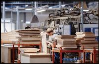 杰家板材引入德国益维高生产线，以毫米级精度重塑高端饰面板标杆