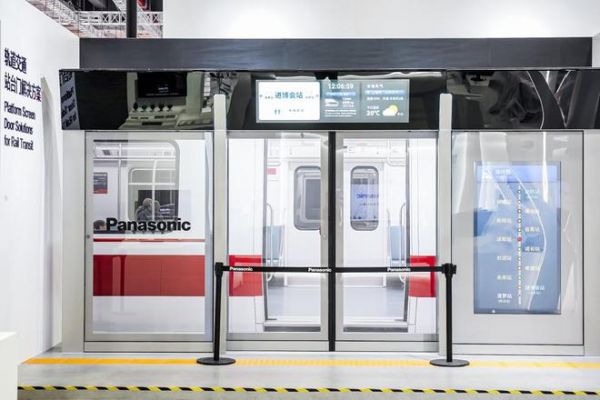 松下携首创、首发、首展新品亮相进博 释放AI创新势能