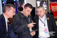 亲爱相约！浴旺智能情调淋浴品牌闪耀2025广州设计周