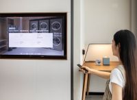 从娱乐终端到智慧中枢，酒店电视引领全域互联新体验