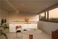 160㎡现代极简 一家三口住出格调与温度