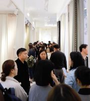 伊伊布舍张健林：内卷时代，高端窗帘的“差异化”突围战