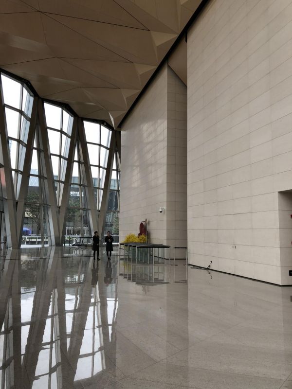 深圳华润中心（春笋）地面