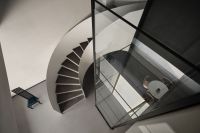 杜柏均×亨世达 重磅合作|全球首款圆形螺杆电梯惊艳亮相“设计上海”