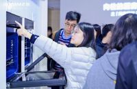 从“工具”到“伙伴”：老板电器AI全自动蒸烤一体机让烹饪回归享受