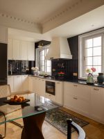 不羁的优雅，自在的秩序：白皮诗设计施敏敏与她的诗意美学